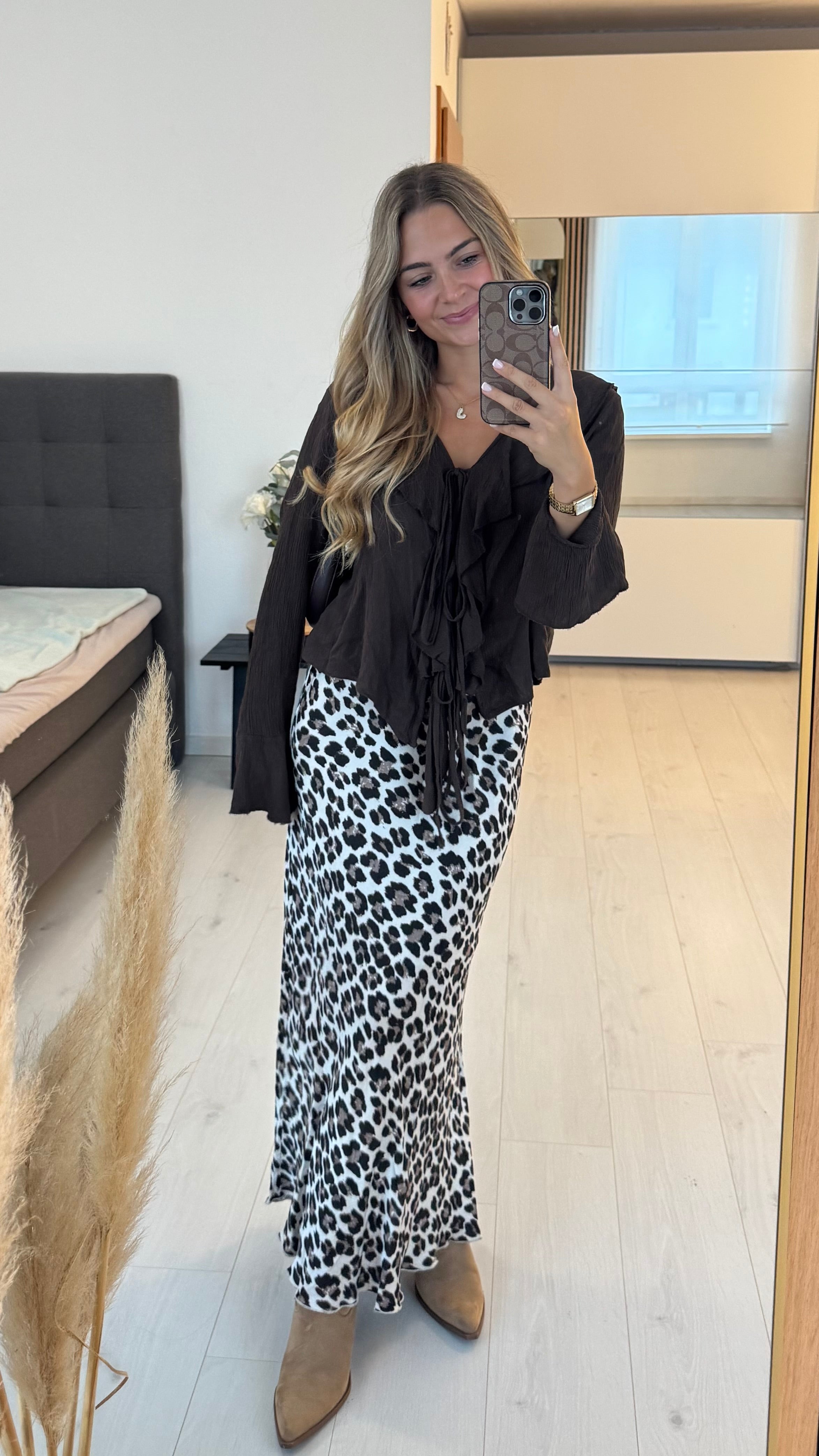 SALE 🥳