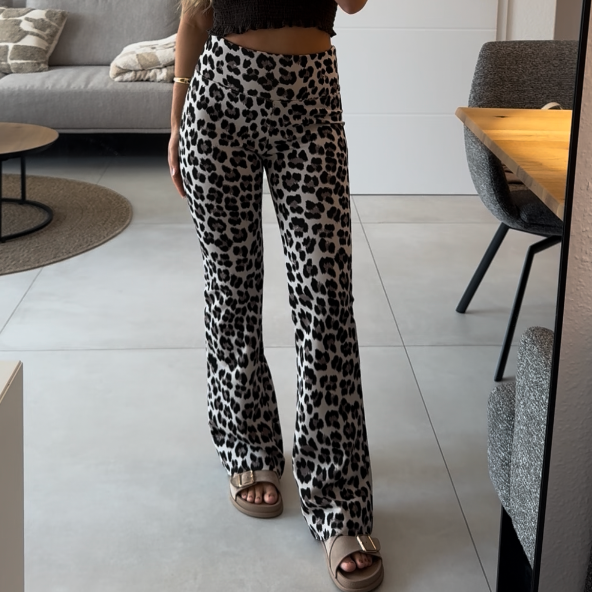 Hose Leo