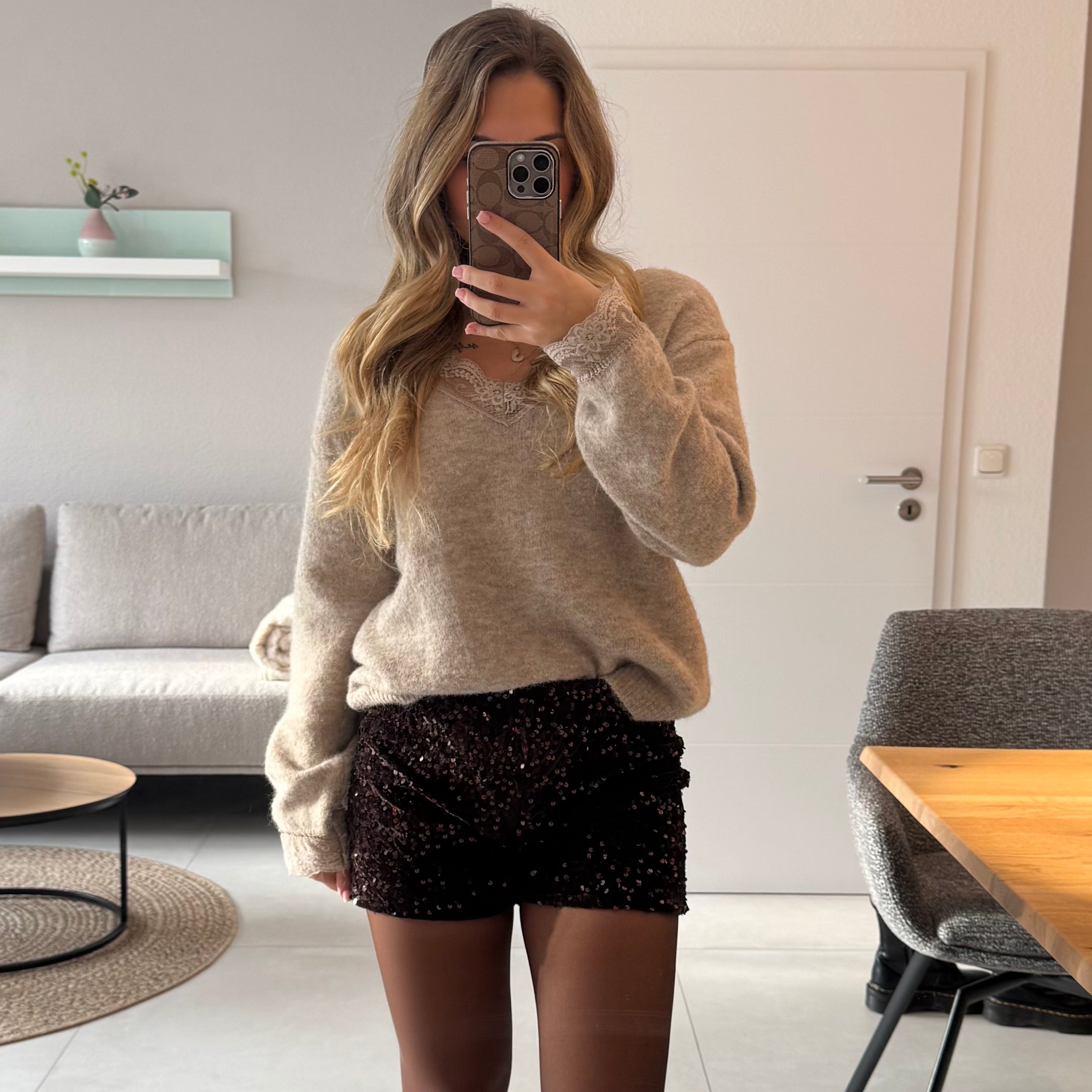 Cozy Pulli mit Spitzen-Details