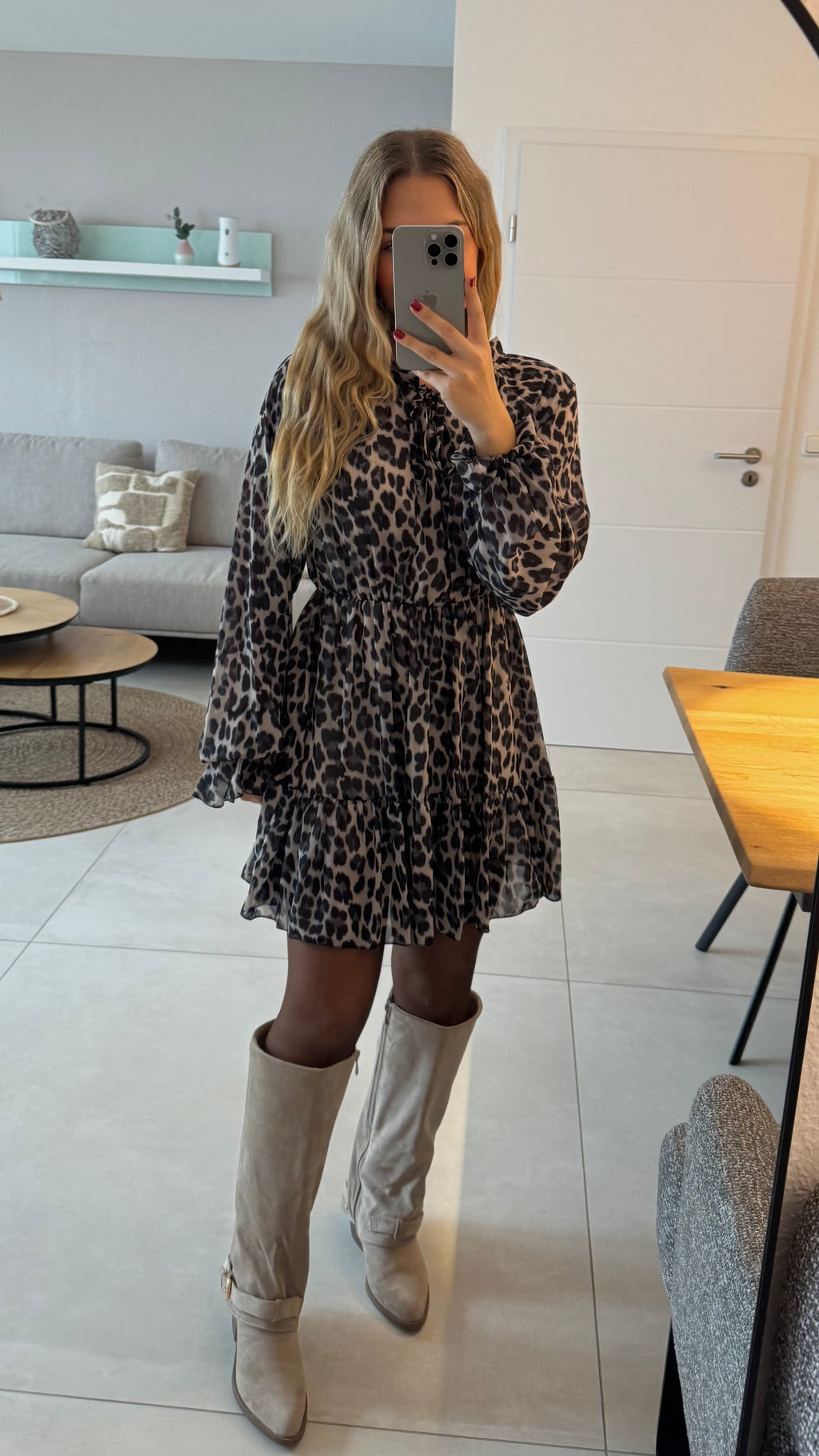 Kleid Asena
