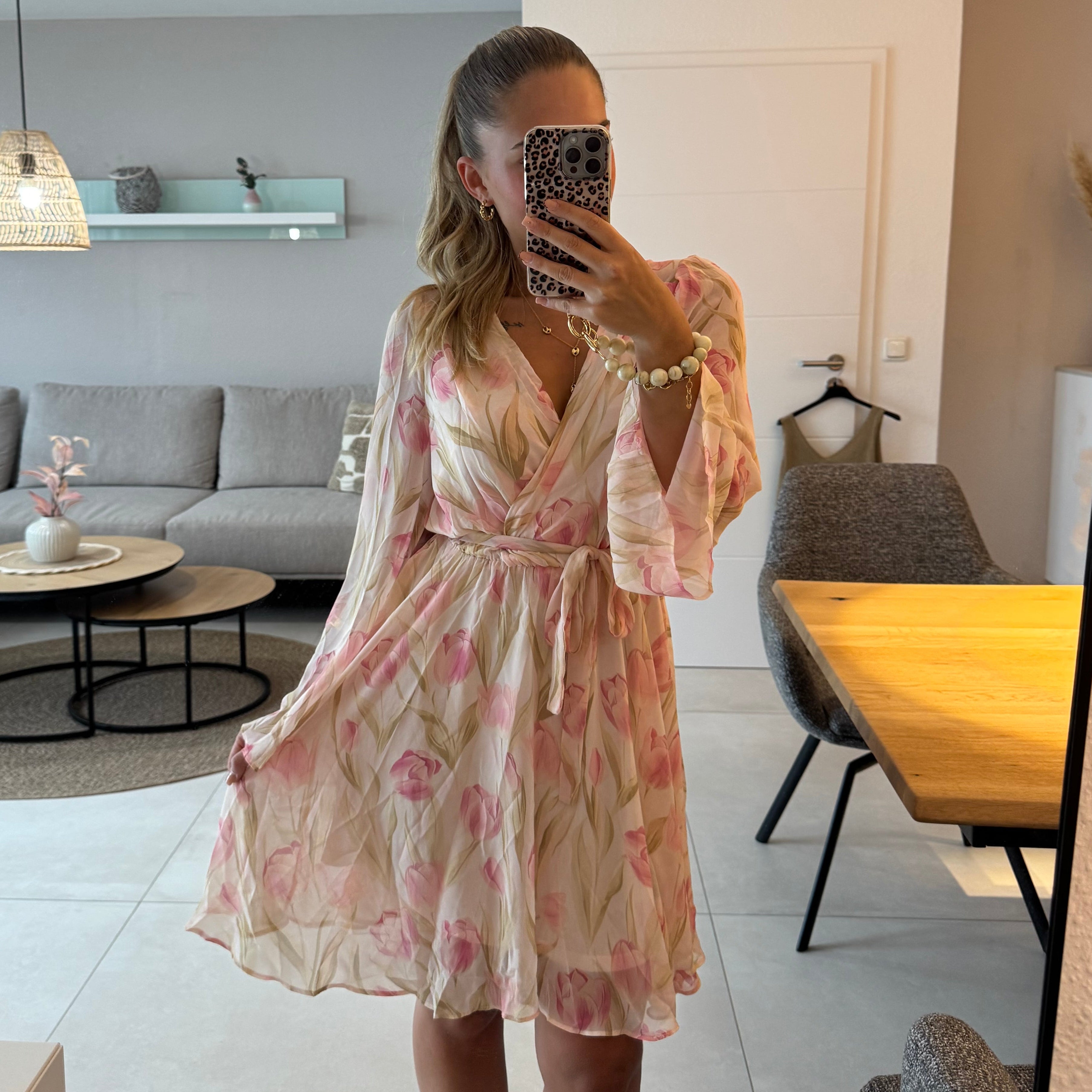 Kleid Tulpi