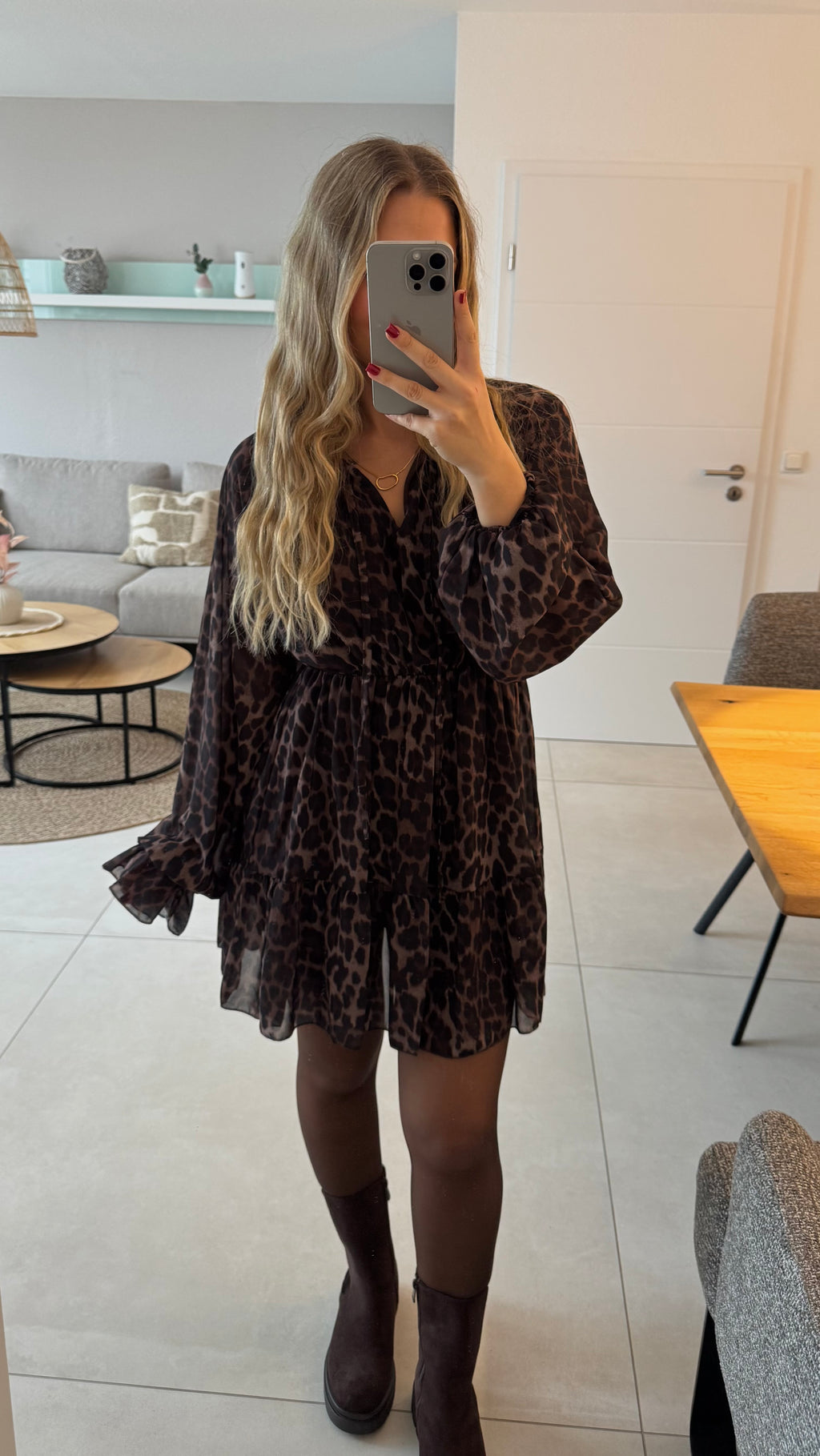 Kleid Asena